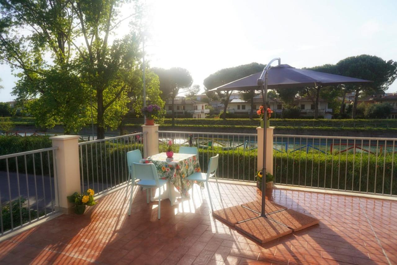 Residence Deamarina Marina di Massa Exterior foto